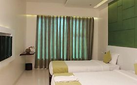 The Vegabound Inn